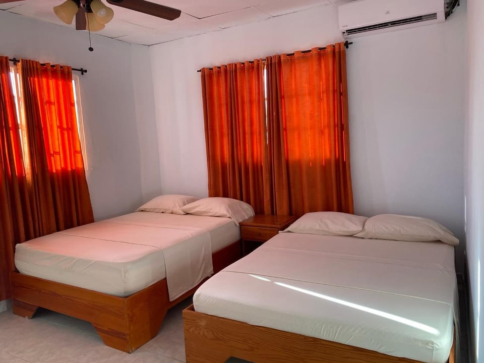 Apartamentos Rocky Cay Bay Apartment in La Loma
