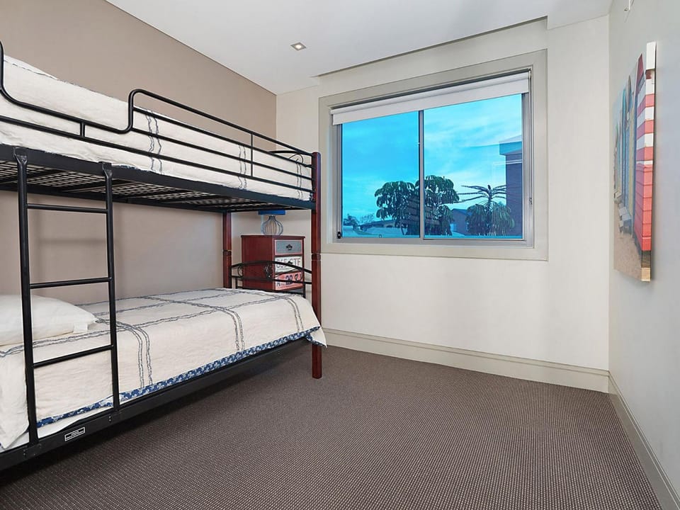 Bed, Bedroom, bunk bed