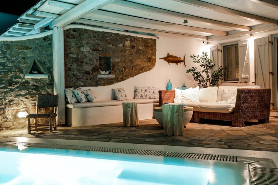 Night, Summer, Seating area, On site, Swimming pool, Swimming pool