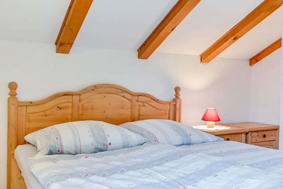 Property building, Living room, Bedroom