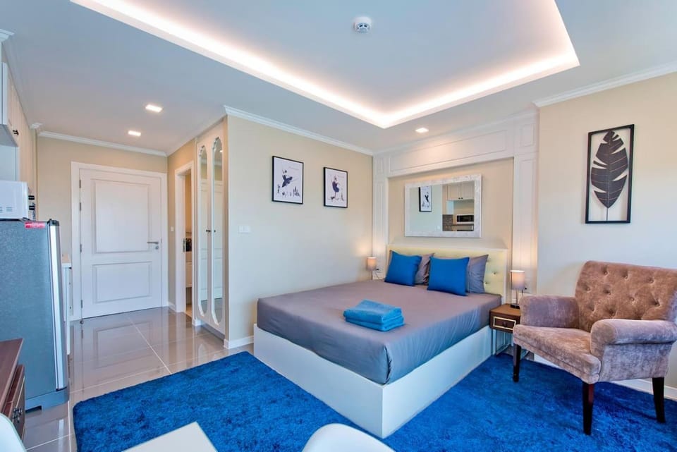 Living room, Photo of the whole room, Seating area