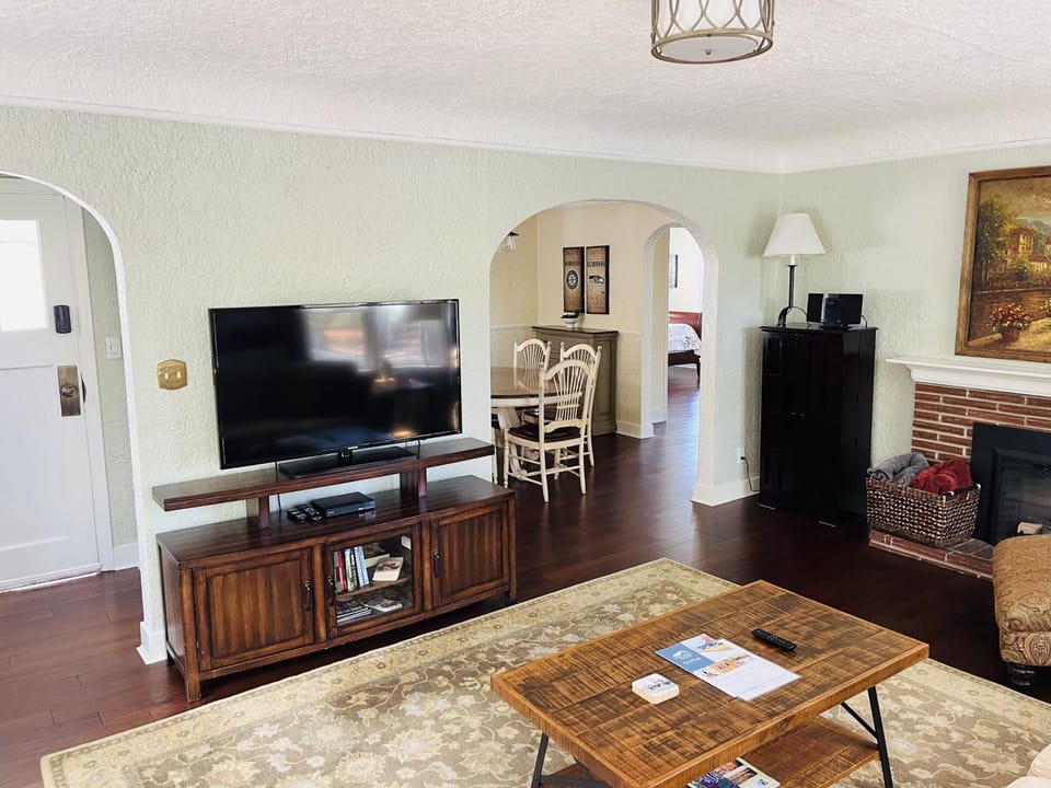 TV and multimedia, Living room