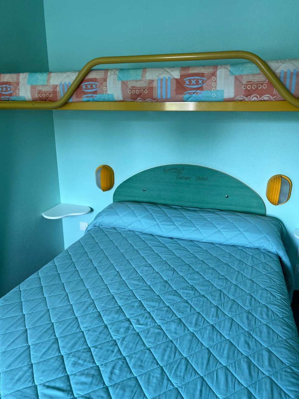 Bed, Bedroom, bunk bed