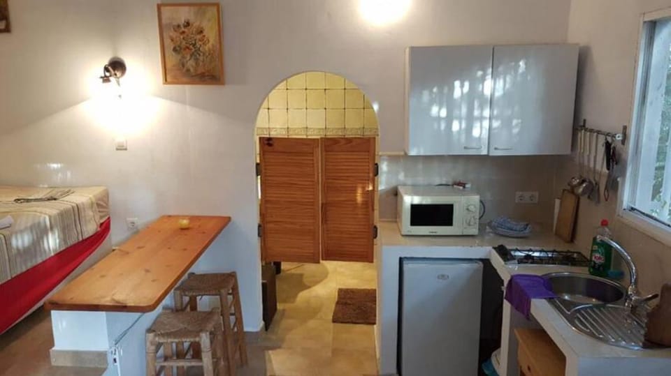 Studio apartment Bentomiz with beautiful views Apartment in Axarquía