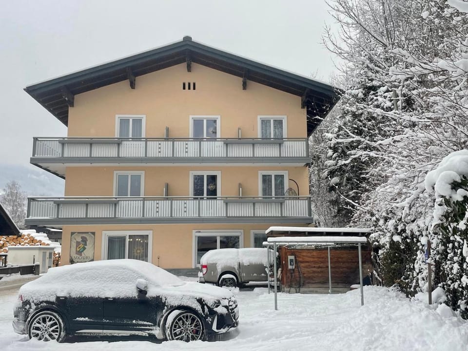 Property building, Winter
