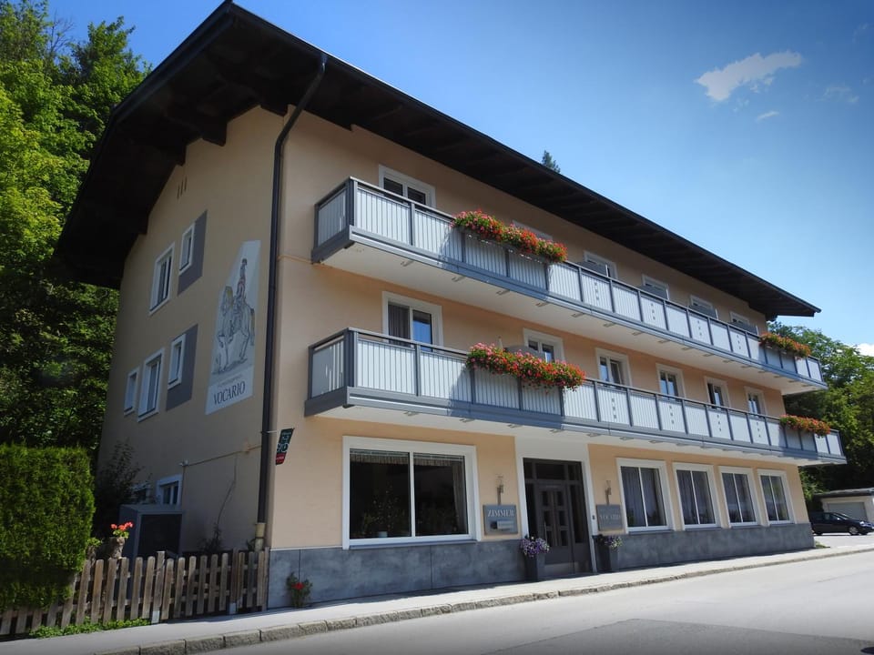 Property building, Day, Natural landscape, Summer, Location
