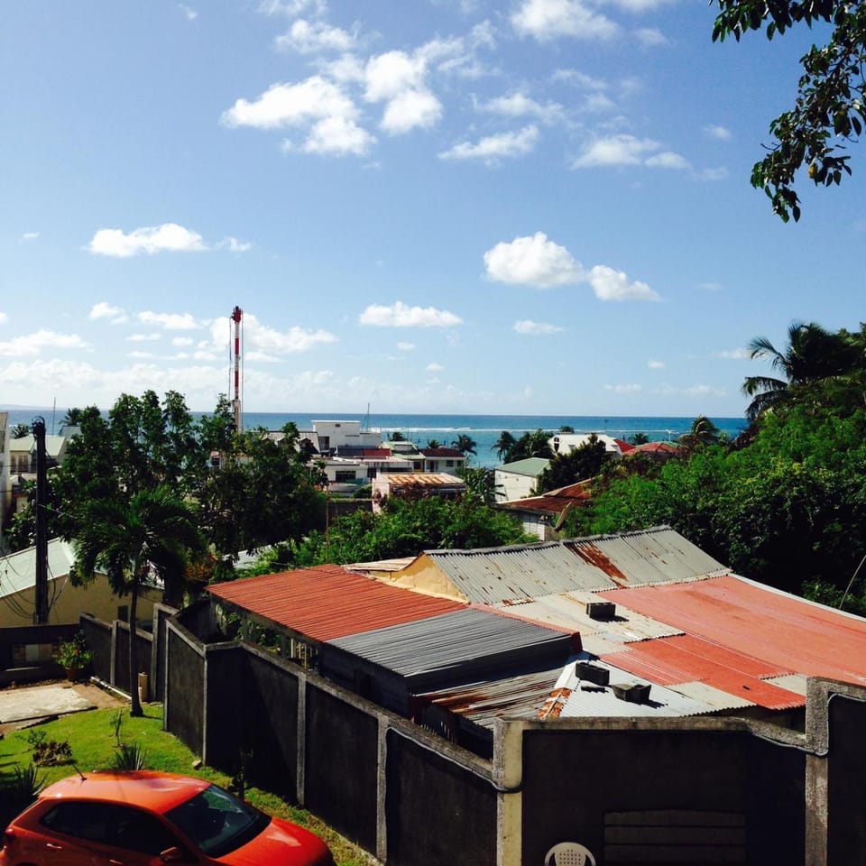 City view, Sea view