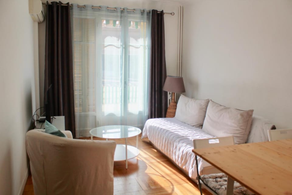 T2 entièrement équipé, proche toutes commodités Apartment in Nice