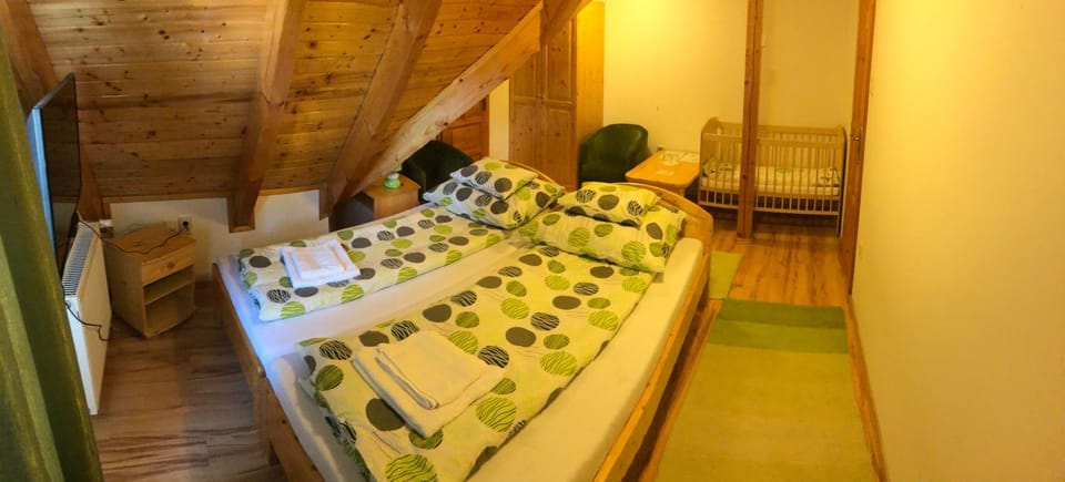 Antal-tavi Fogadó és Horgászparadicsom Inn in Hungary
