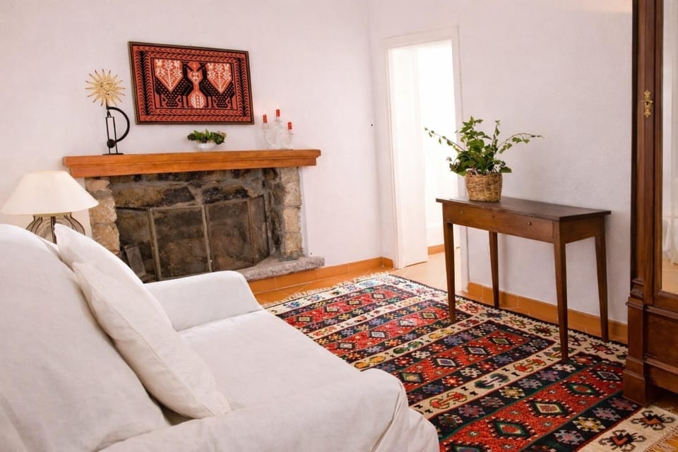 Bed, Decorative detail, Bedroom