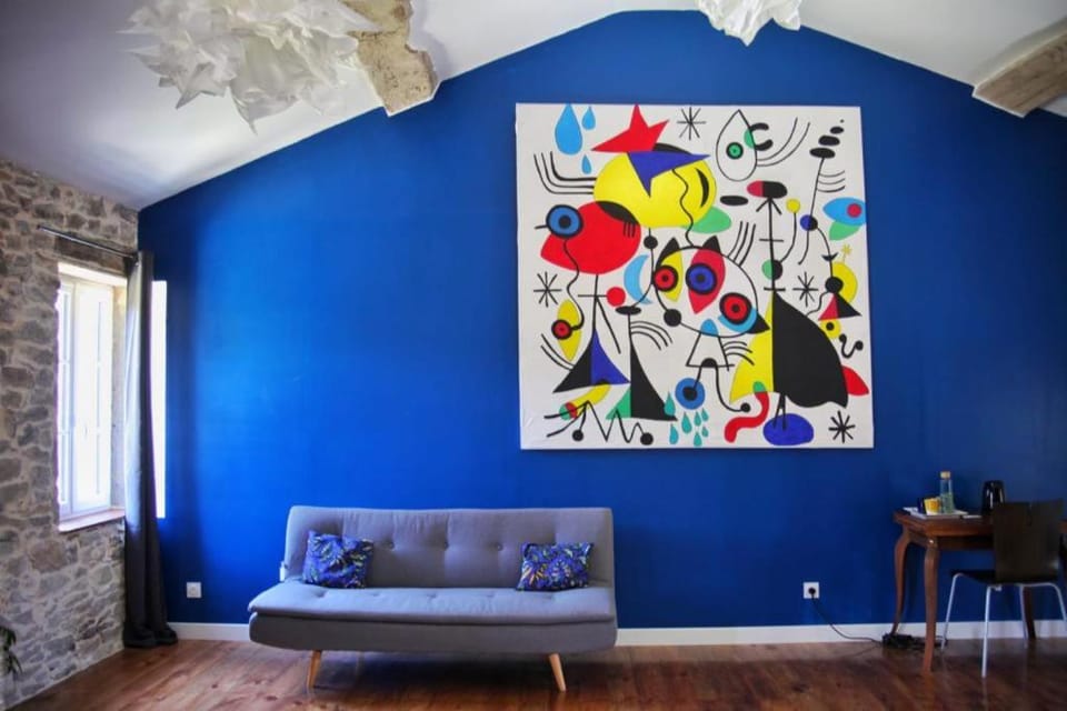 Seating area, Bedroom