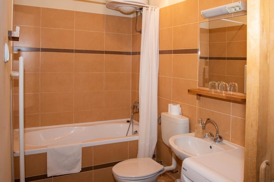 Haramia Csapszék és Fogadó Bed and Breakfast in Hungary