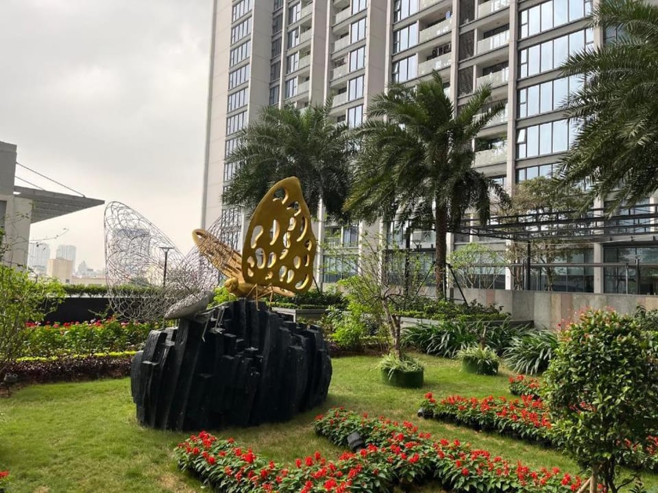 Investland- Vinhomes Metropolis one, two, three, four bedrooms Apartment in Hanoi