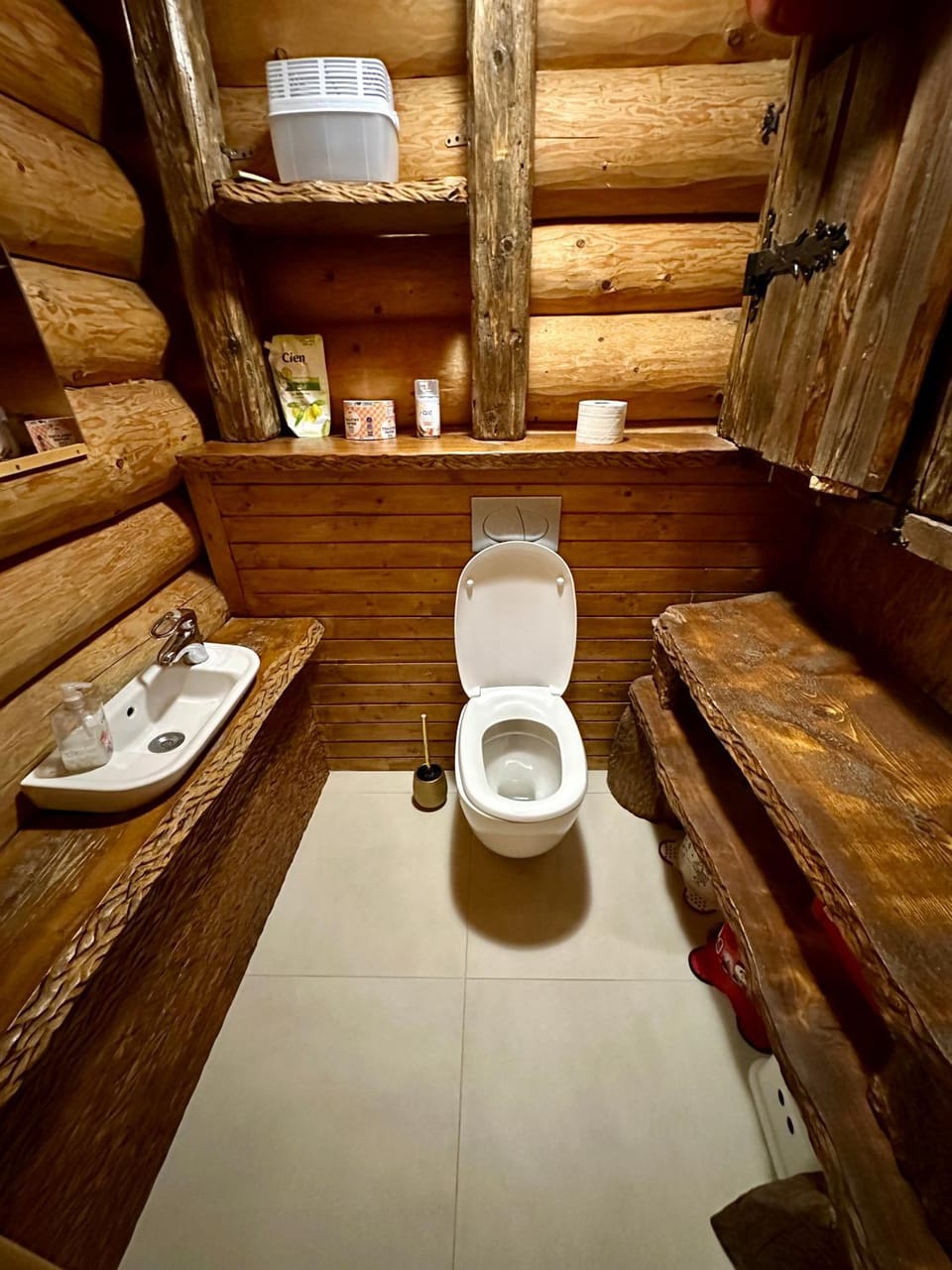 Toilet