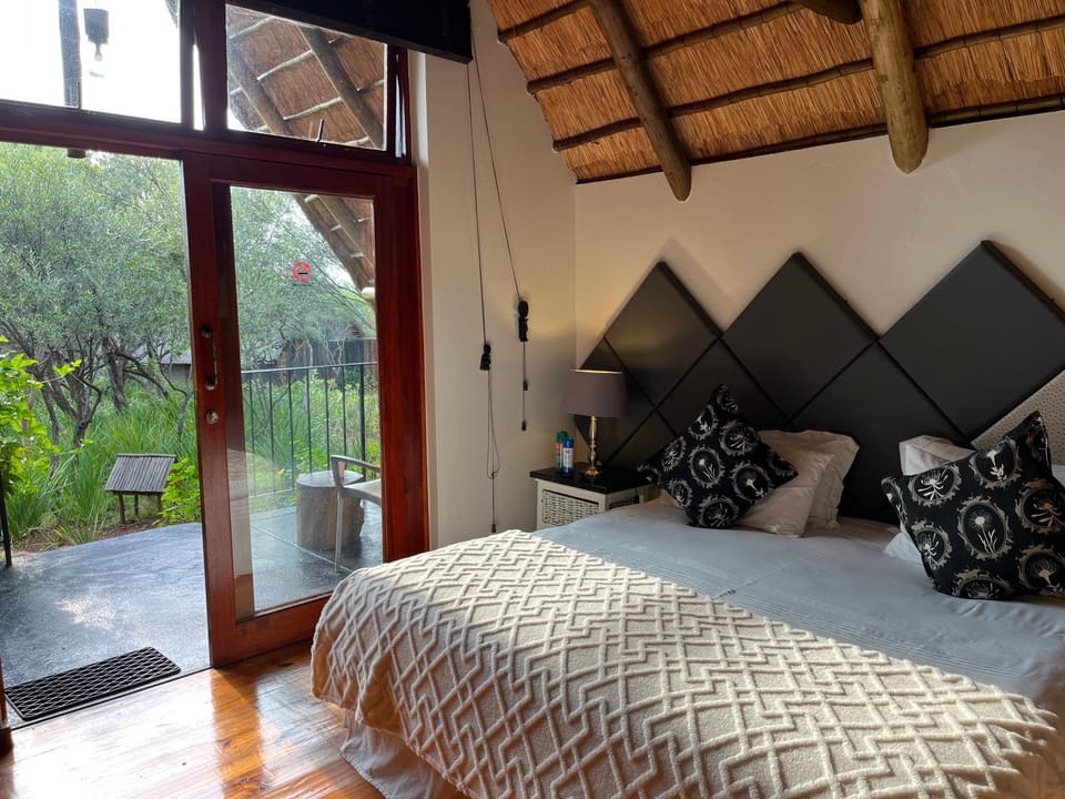View (from property/room), Bedroom, Garden view
