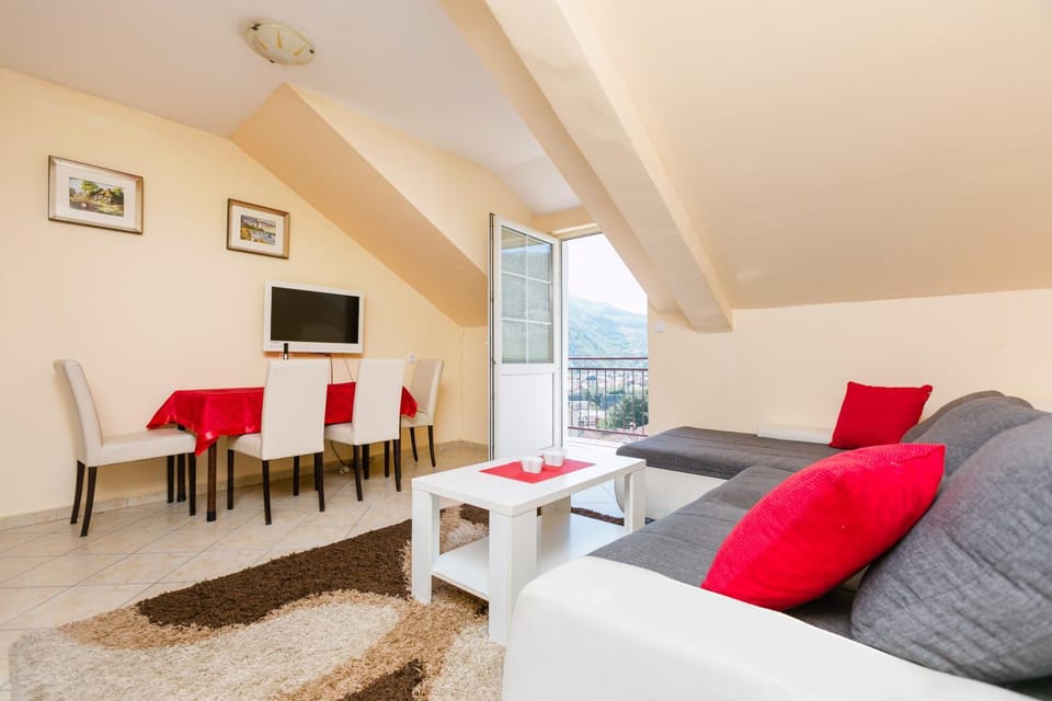 Apartments Feniks Apartment in Dobrota