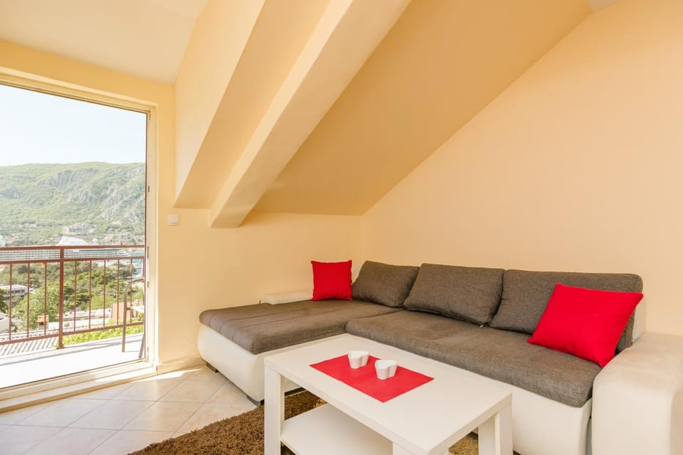 Apartments Feniks Apartment in Dobrota