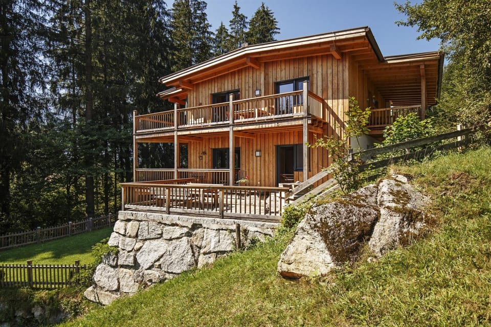 Property building, Spring, Day, Autumn