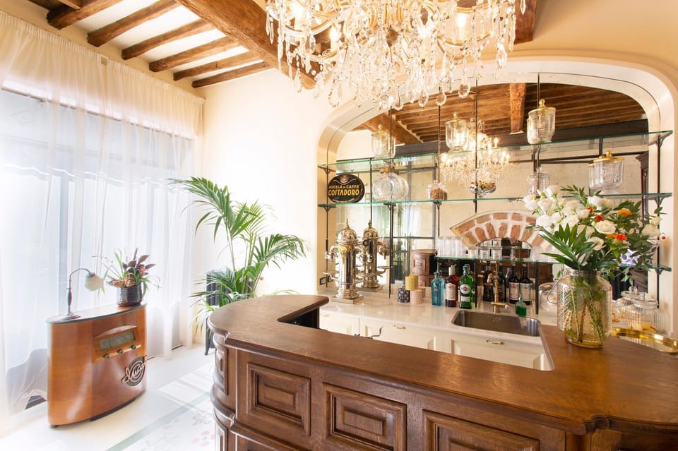 Lobby or reception, Lounge or bar