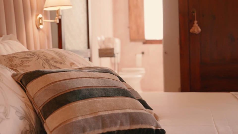 Bed, Decorative detail, Bedroom