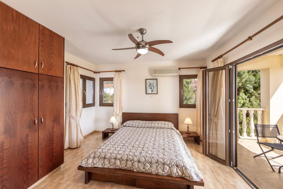 Bed, Bedroom, wardrobe