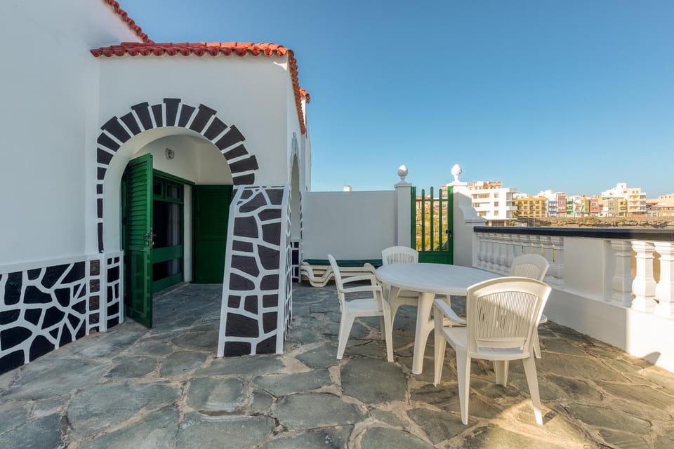 BBQ facilities, Balcony/Terrace, Lobby or reception, Sea view