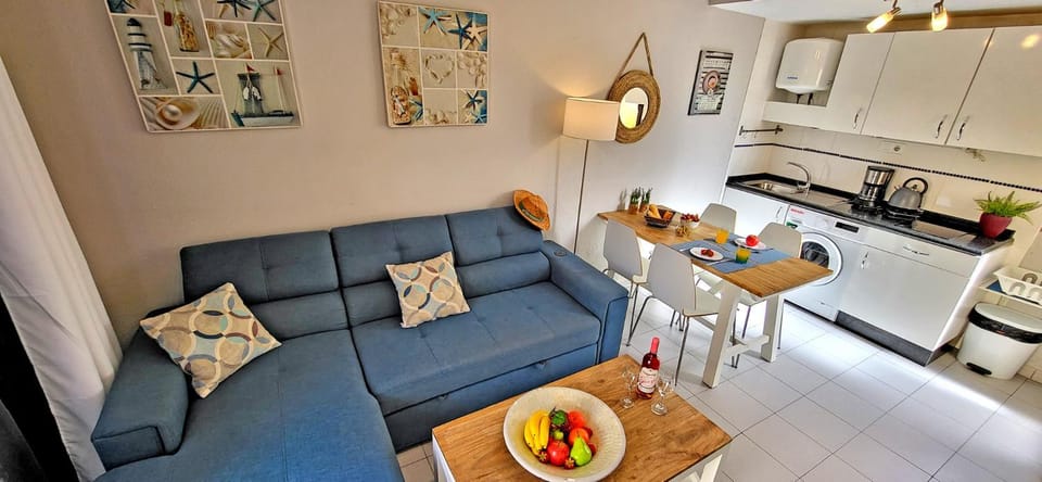 Living room, Dining area, kitchen
