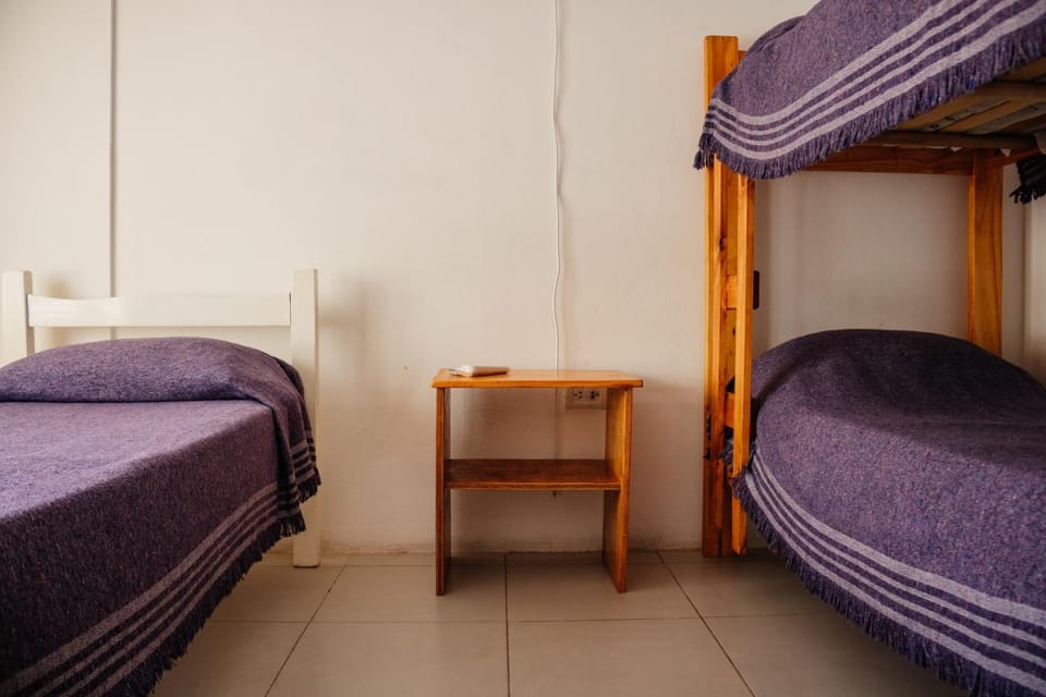 Bed, Bedroom, bunk bed