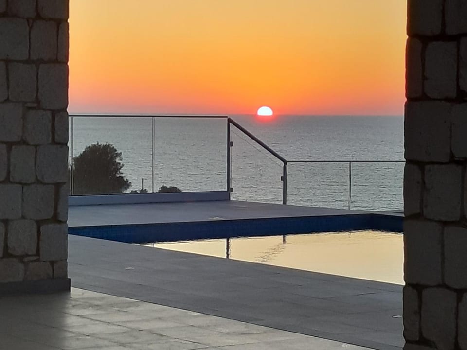 Sea view, Swimming pool, Swimming pool, Sunset
