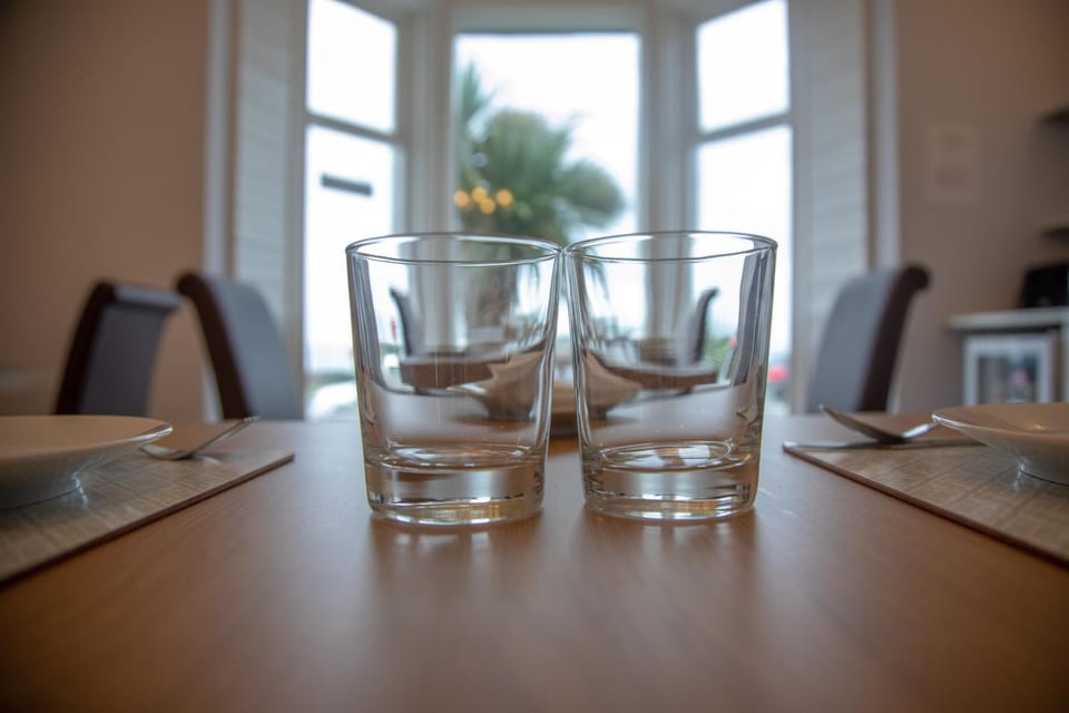 Restaurant/places to eat, Dining area