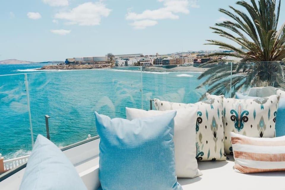 CASA ESPERANZA *Family Home Over the Sea* House in Gran Canaria