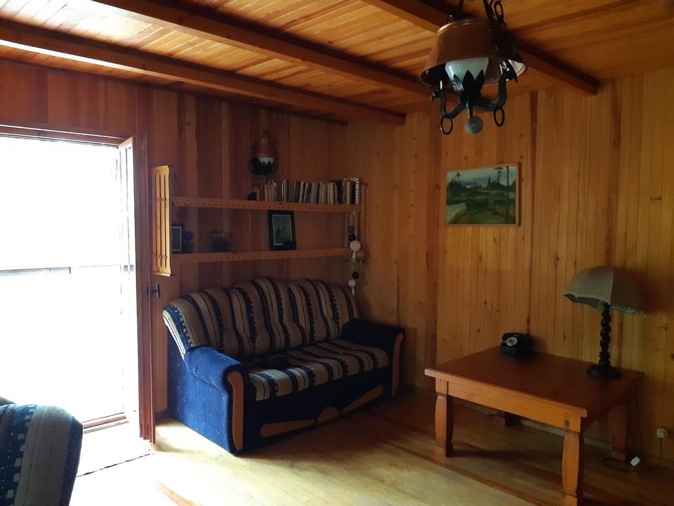 Coffee/tea facilities, Living room