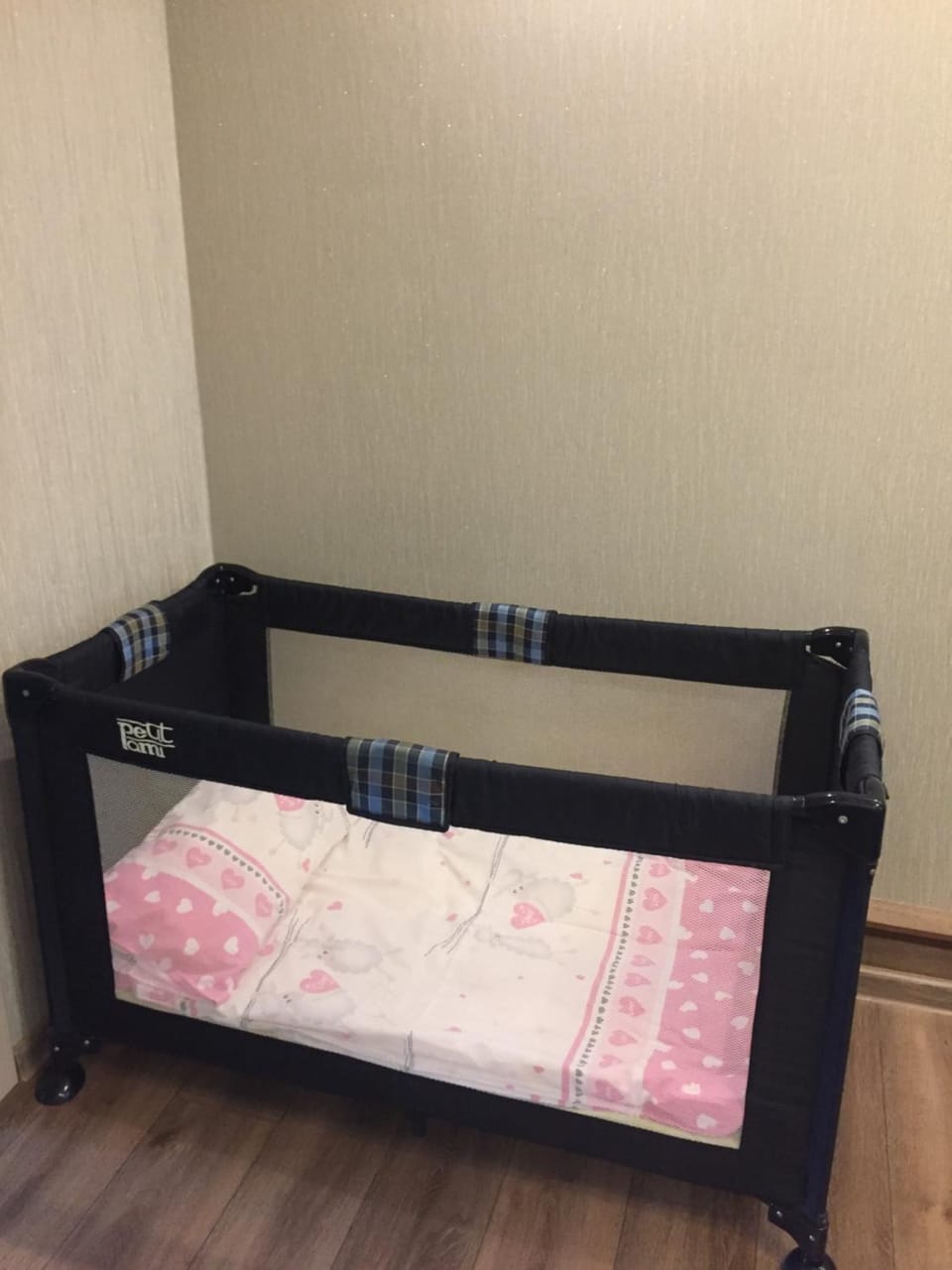 cot