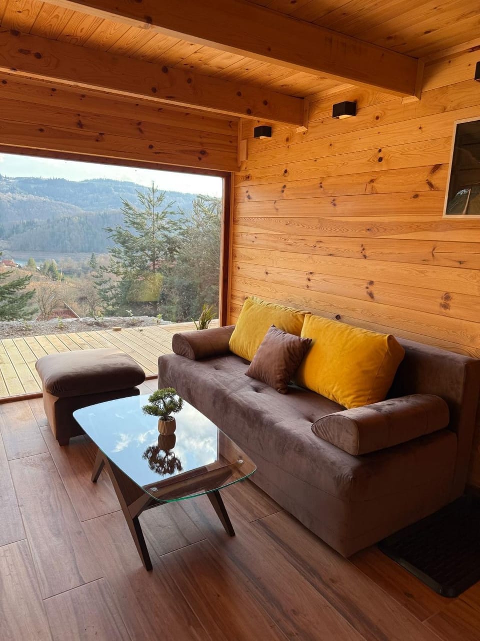 Natural landscape, Living room