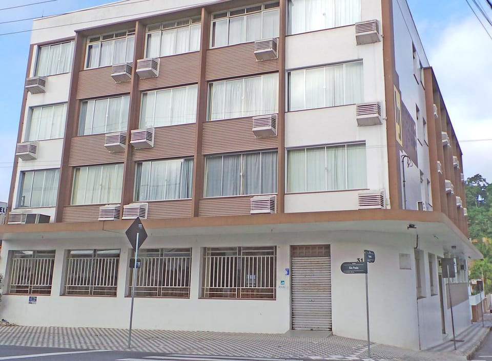 Property building, Facade/entrance, Neighbourhood, Street view