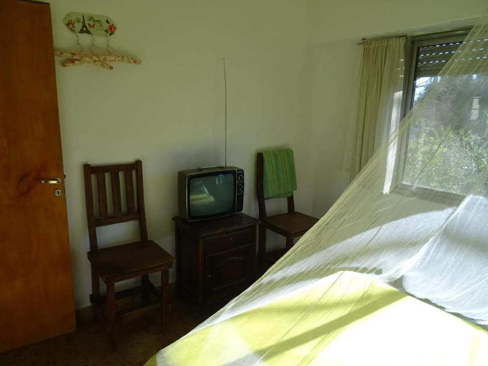 Bed, Photo of the whole room, Bedroom, Garden view