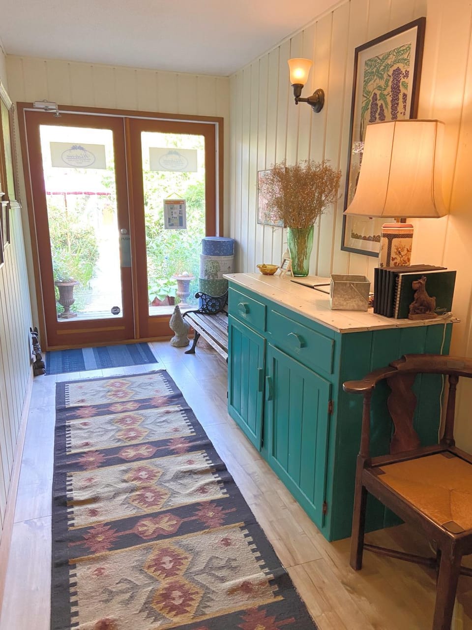 Lobby or reception, Internal: Not applicable to any particular room