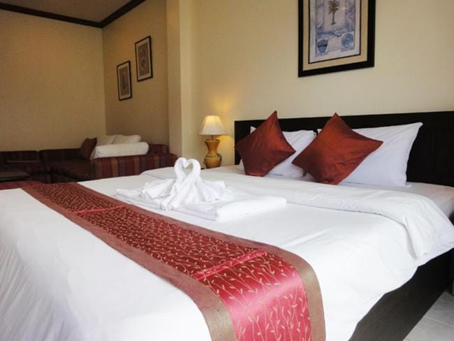 Patong Karlssons Hotel Hotel in Patong