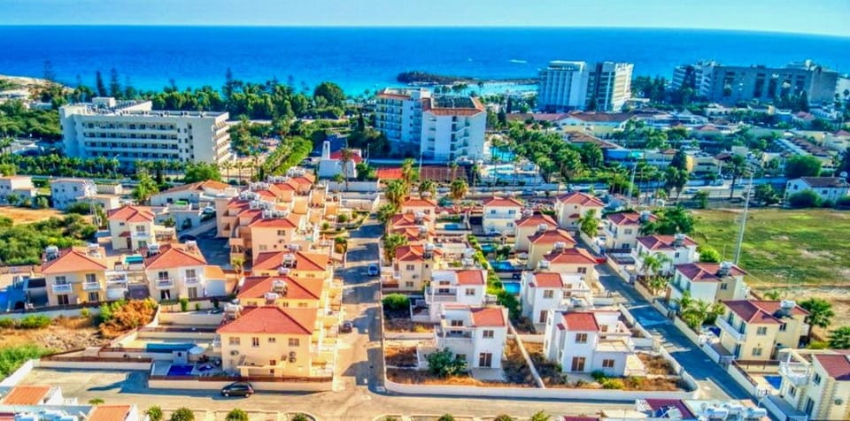 Nissi Golden Sand lovely one bedroom apartment with spacious terrace and free parking Apartment in Ayia Napa