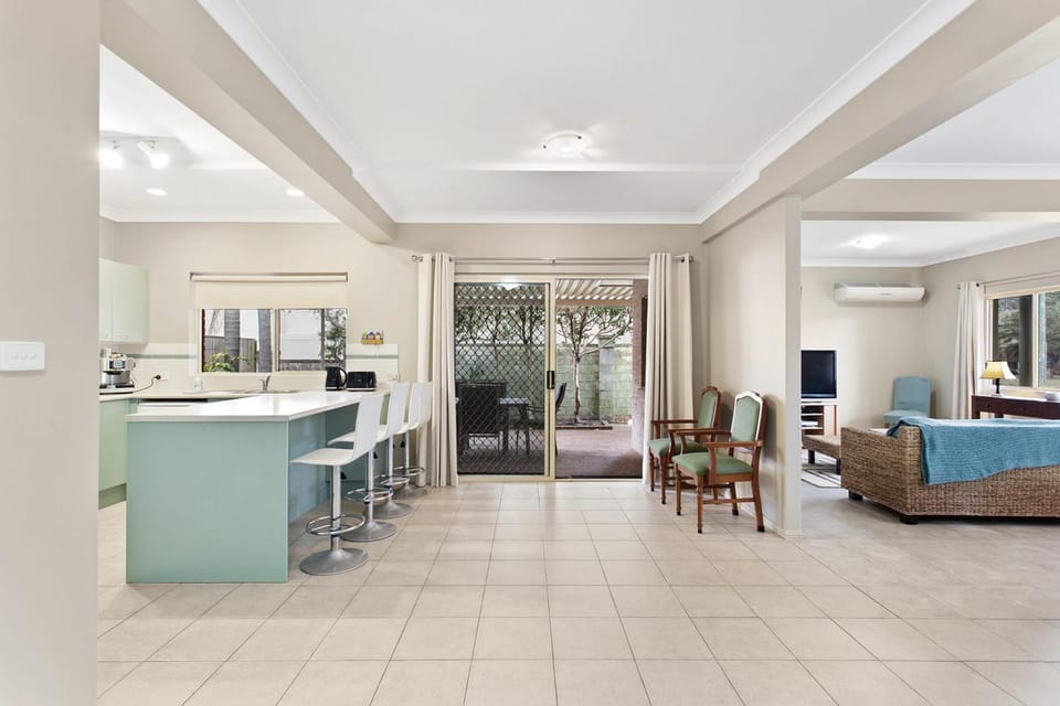 Ajax Avenue 6 House in Shoal Bay