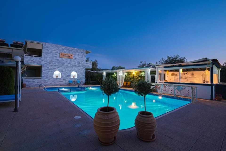 Property building, Swimming pool