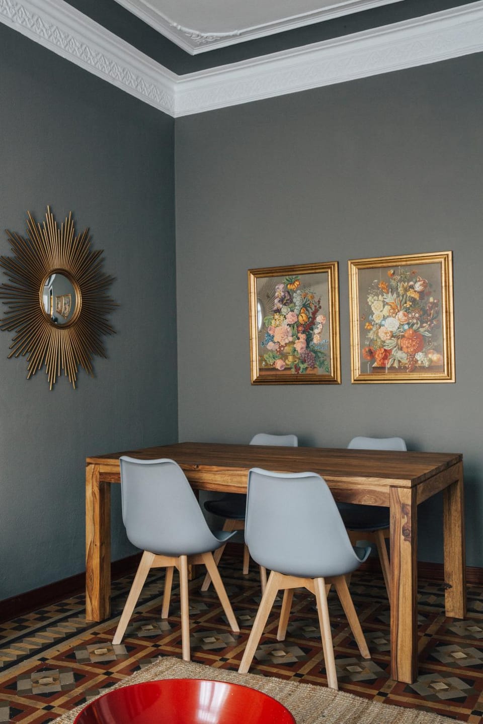 Seating area, Dining area