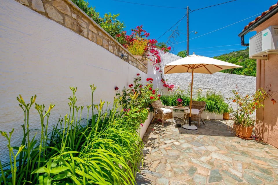 Harry's Studios 1 Apartment in Gaios