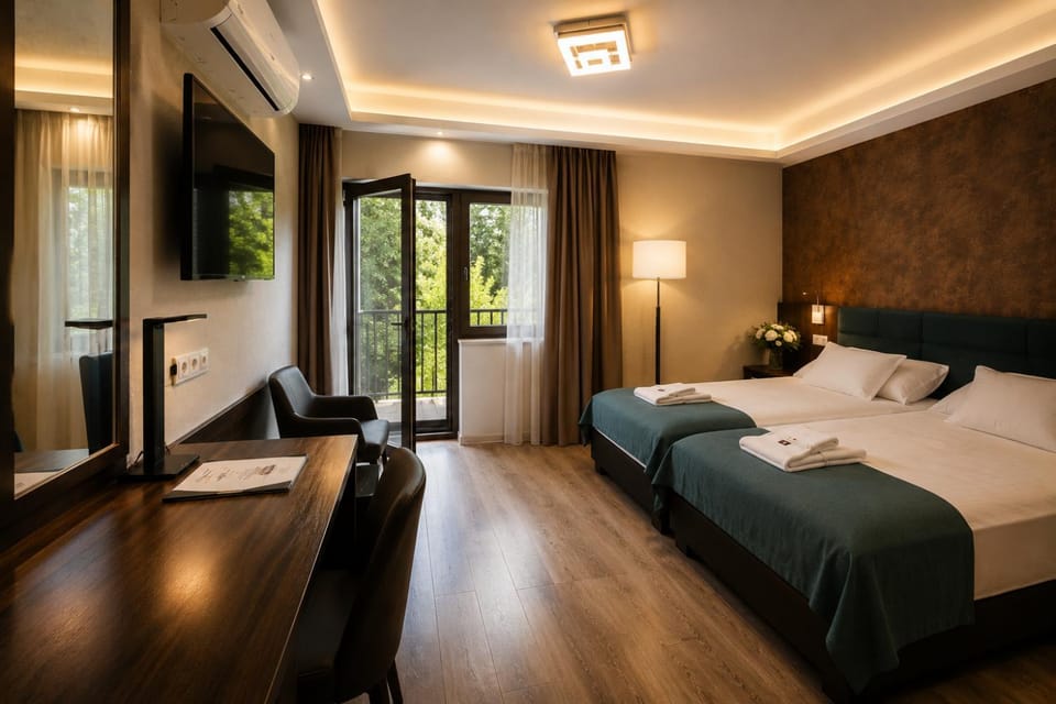 TV and multimedia, Photo of the whole room, Bedroom