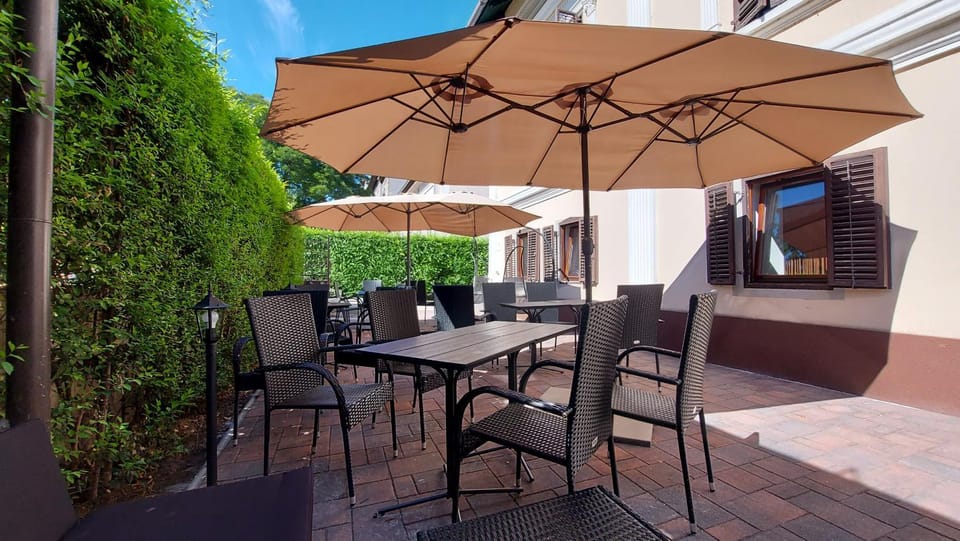 Patio, Restaurant/places to eat, View (from property/room), Balcony/Terrace, Internal: Not applicable to any particular room