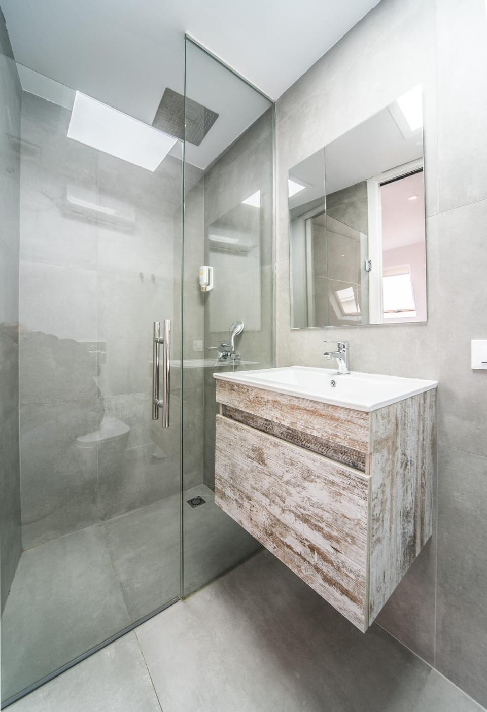 Shower, Bathroom, Bedroom