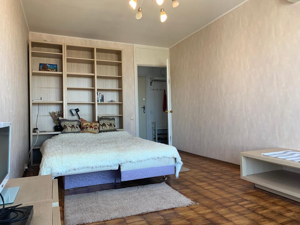 Игоря Шамо бульвар, 15 Апартаменты Левобережная МВЦ Русановка Apartment in Kiev City - Kyiv