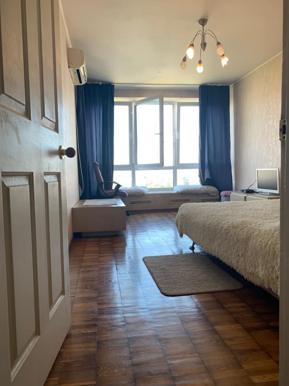 Игоря Шамо бульвар, 15 Апартаменты Левобережная МВЦ Русановка Apartment in Kiev City - Kyiv