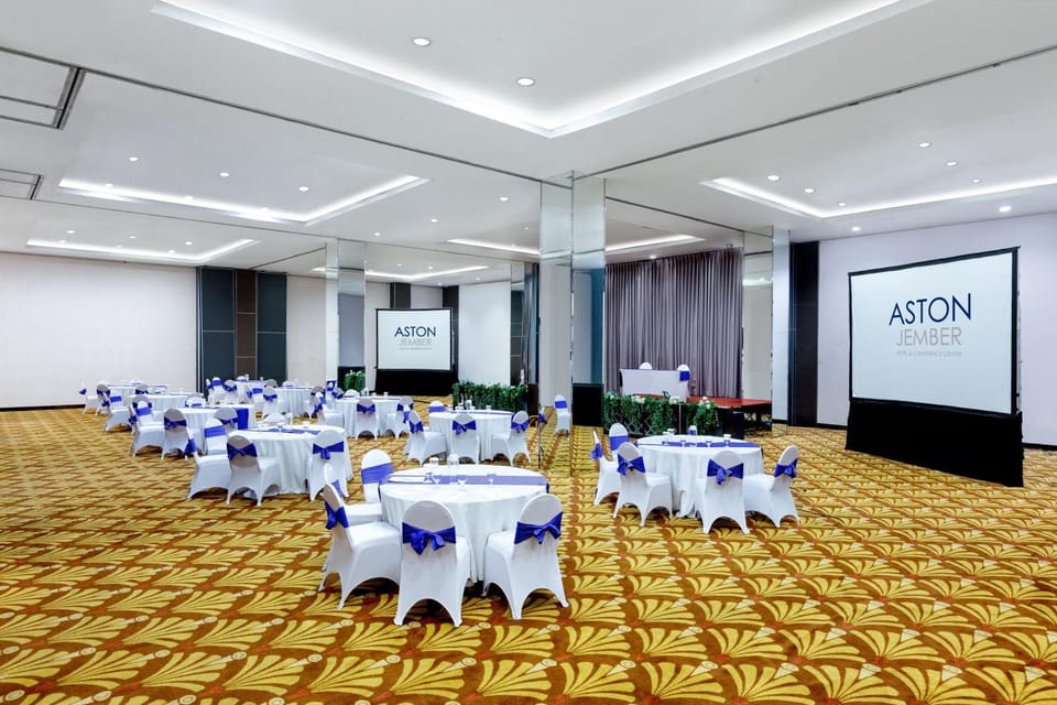 Meeting/conference room