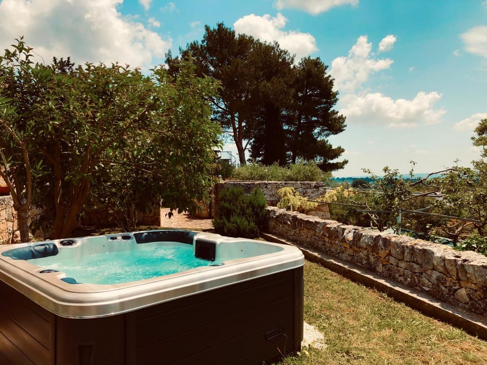 Bathroom, Spa and wellness centre/facilities
